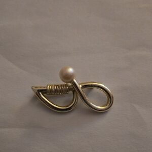 Gold and Cream Infinity Brooch with Pearl Accent